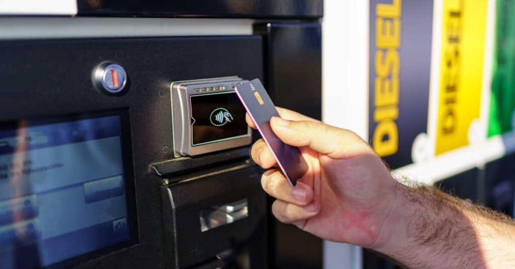 Paiement par carte station essence